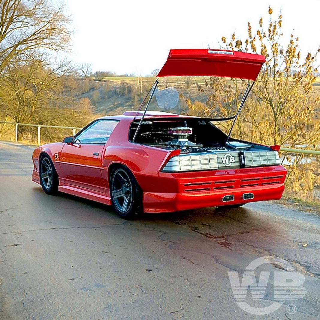 MidEngined Hoonigan Camaro Z/28 Puts 1,000 HP ZZ632 Big Block Under