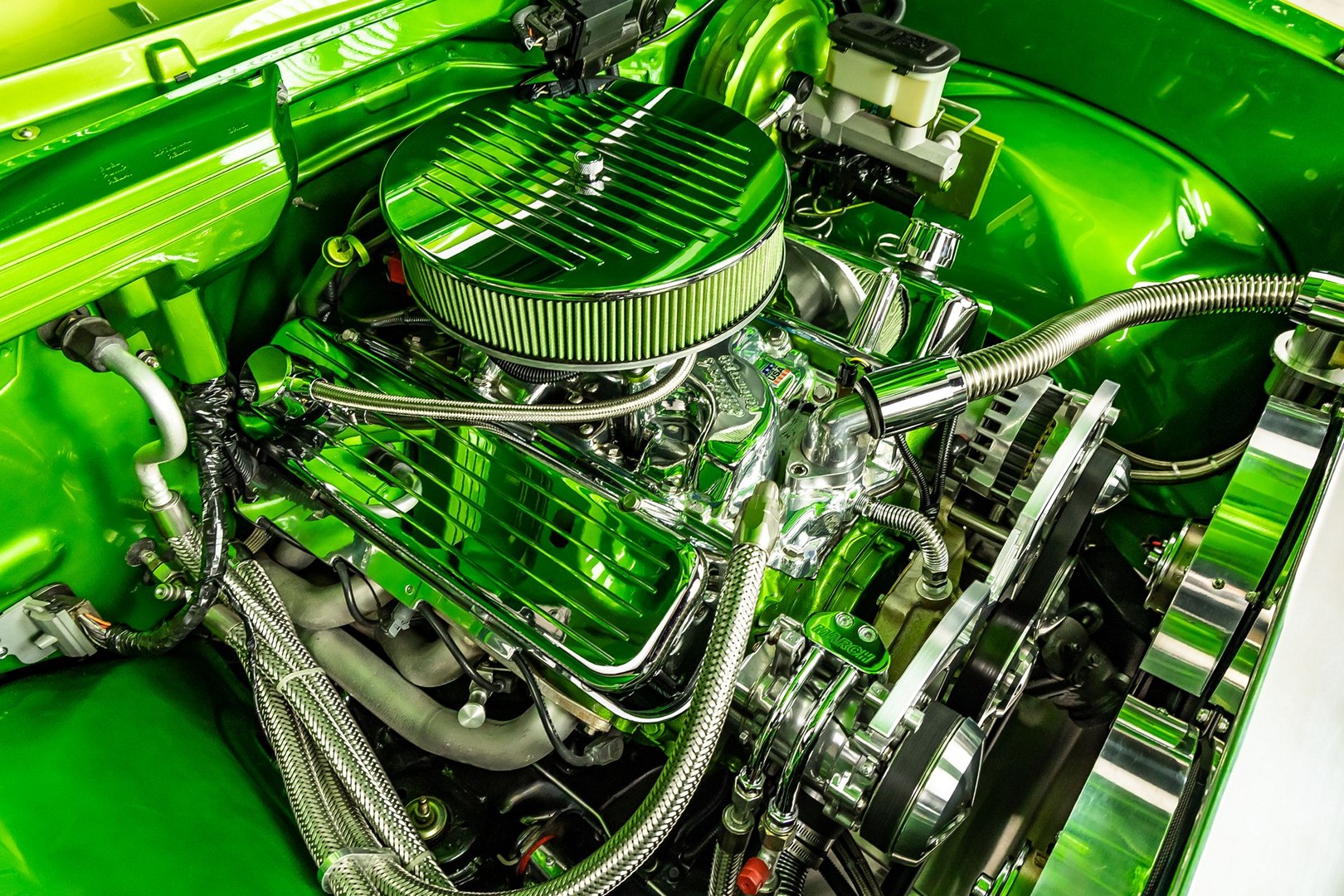 1990 Chevrolet 454 SS Restomod Pickup Combines Pearl Green With 400 HP Custom BigBlock V8