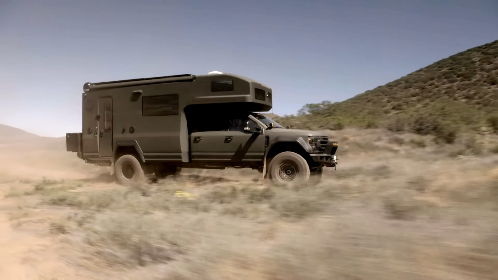 Jay Leno Is Blown Away by EarthRoamer LTi, the F-550 Carbon Fiber Camper