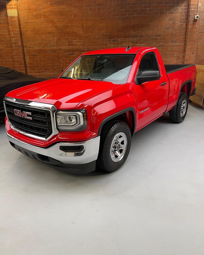 2,500 HP GMC Sierra "Work Truck" by Nelson Racing Engines Is the Sleeper of Sleepers