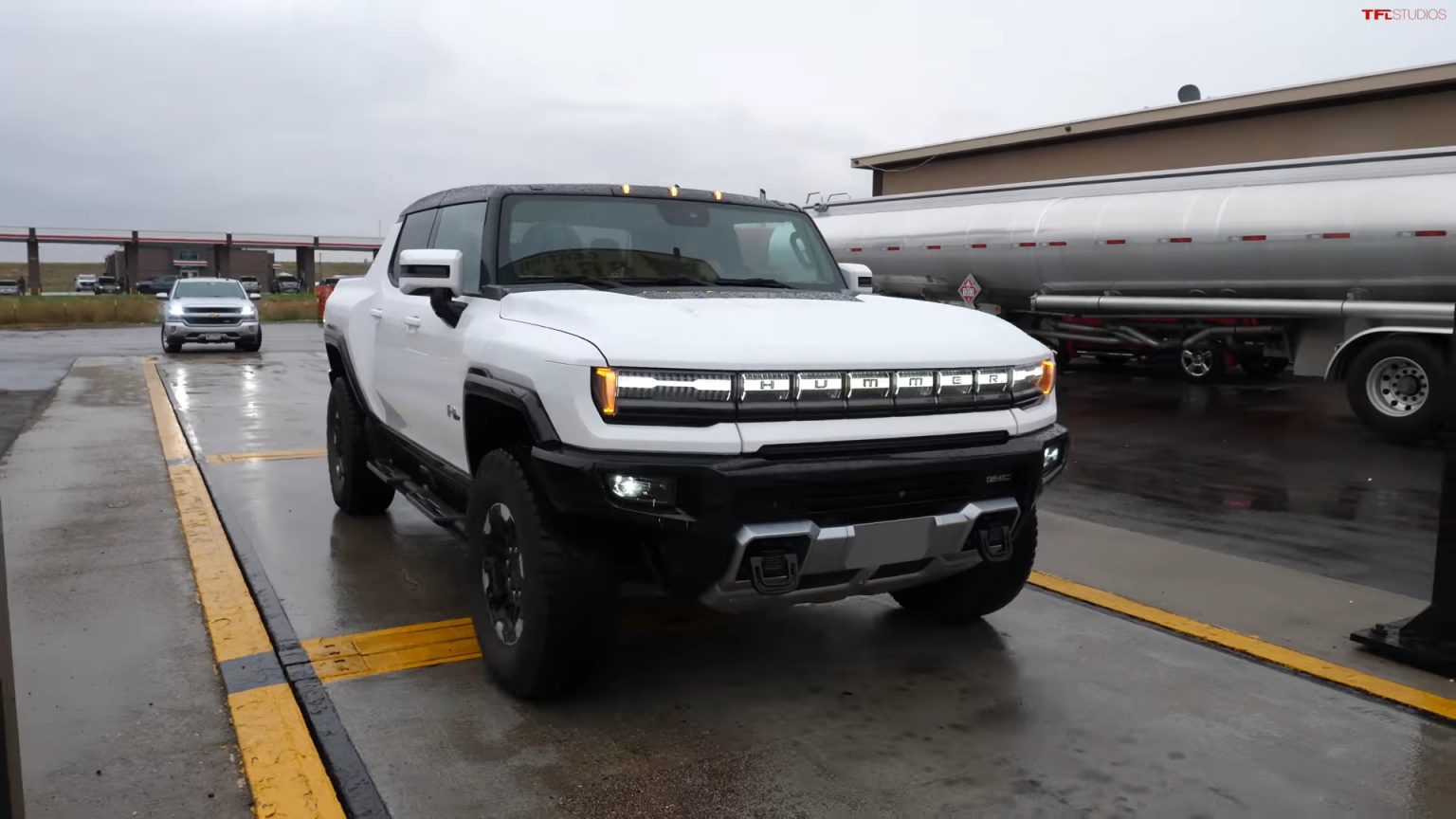 Hummer EV and Ford F150 Lightning Weight Test Has Surprising Results