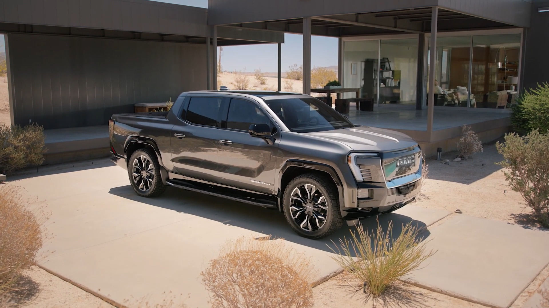 All-new 2024 GMC Sierra EV Denali Debuts With 754 HP, F-150 Lightning ...