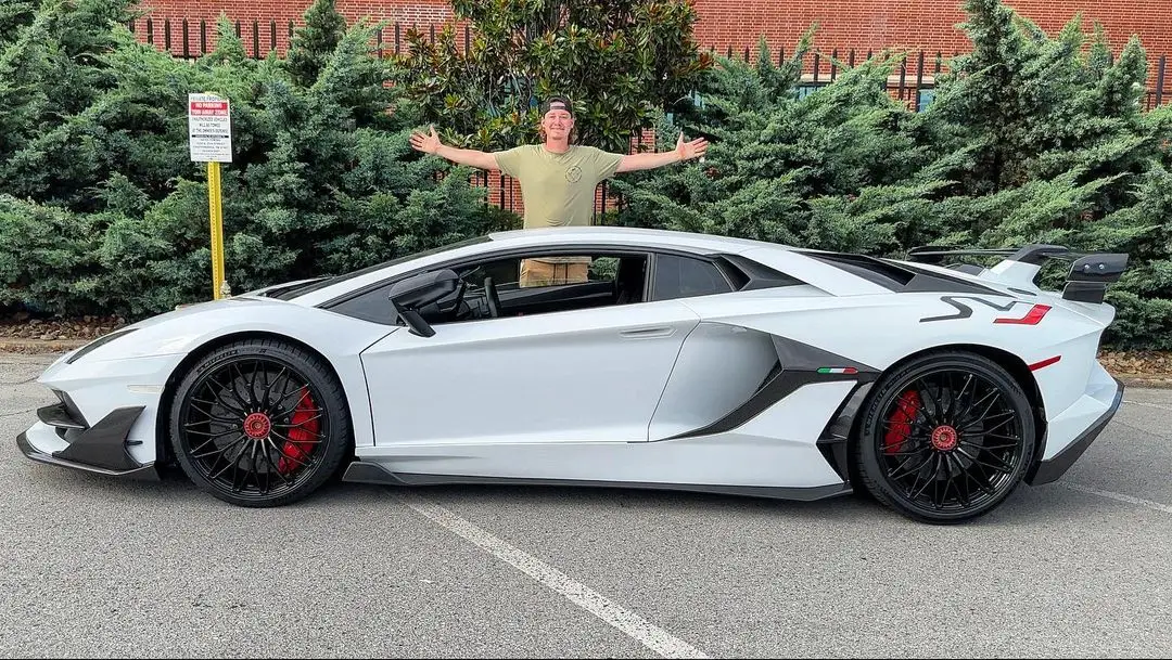 Rebuilt Aventador by goonzquad Cost Half the Money