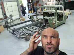 Alexandre Danton and his Hellcat-swapped Humvee 6x6