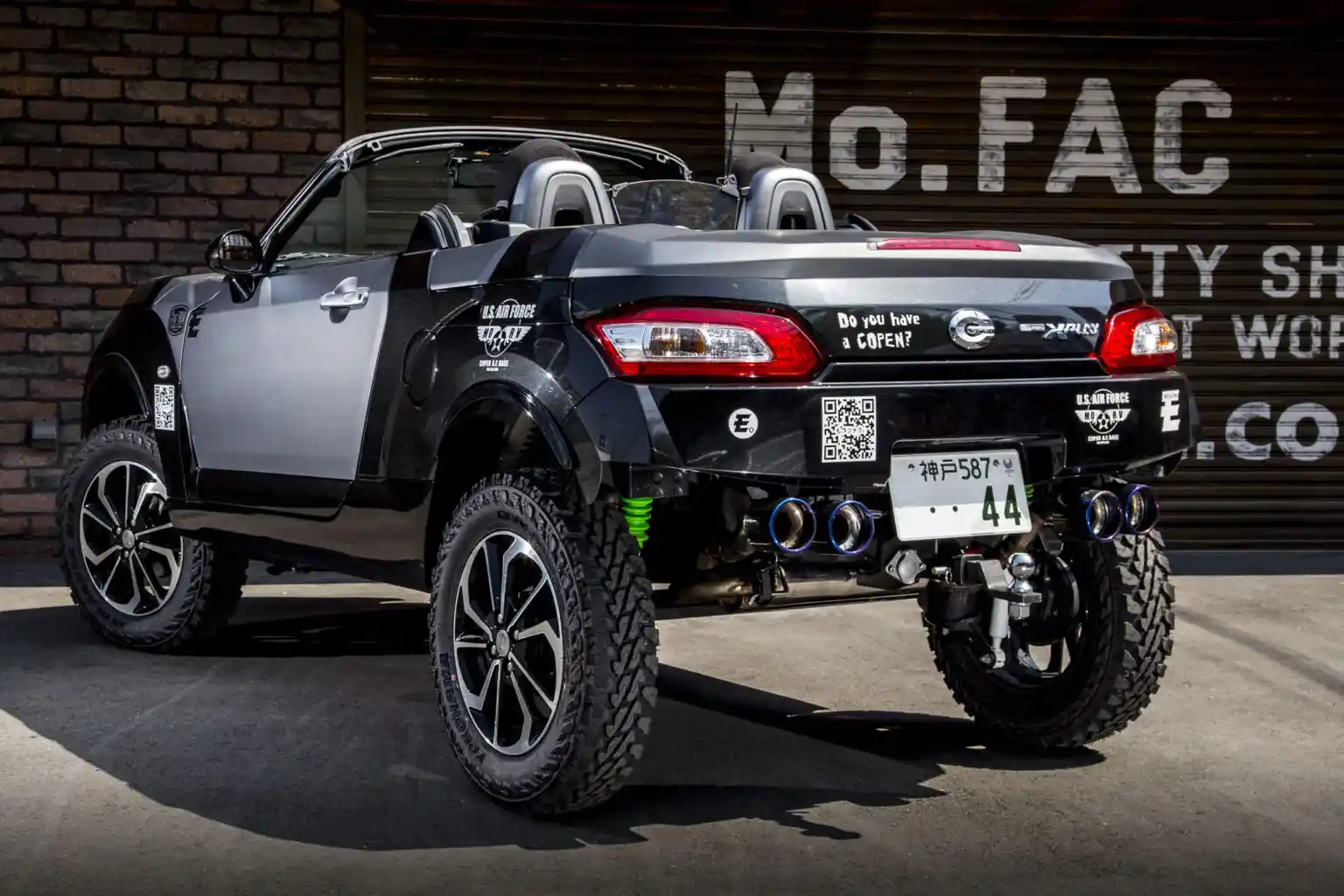 Lifted-Daihatsu-Copen-on-Suzuki-Jimny-Chassis2.webp